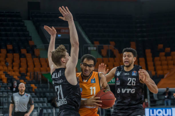 核心控卫和 核心控卫和