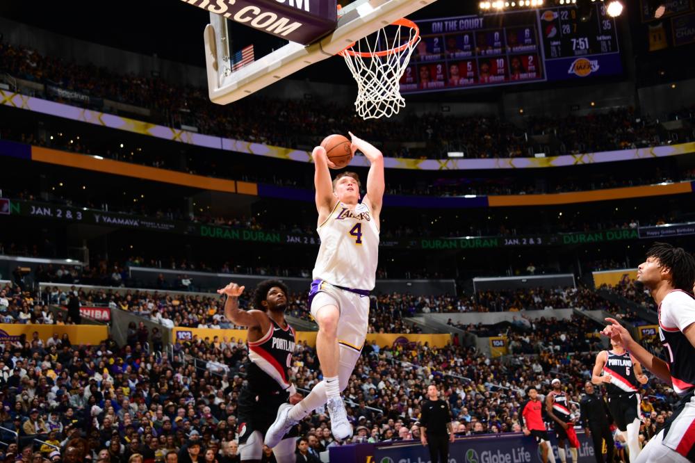 在绿茵场上 在绿茵场上