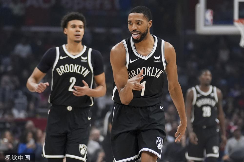 仅靠一名球 仅靠一名球